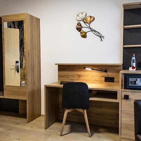 Hotel Rosenstein Heubach  ภายนอก รูปภาพ