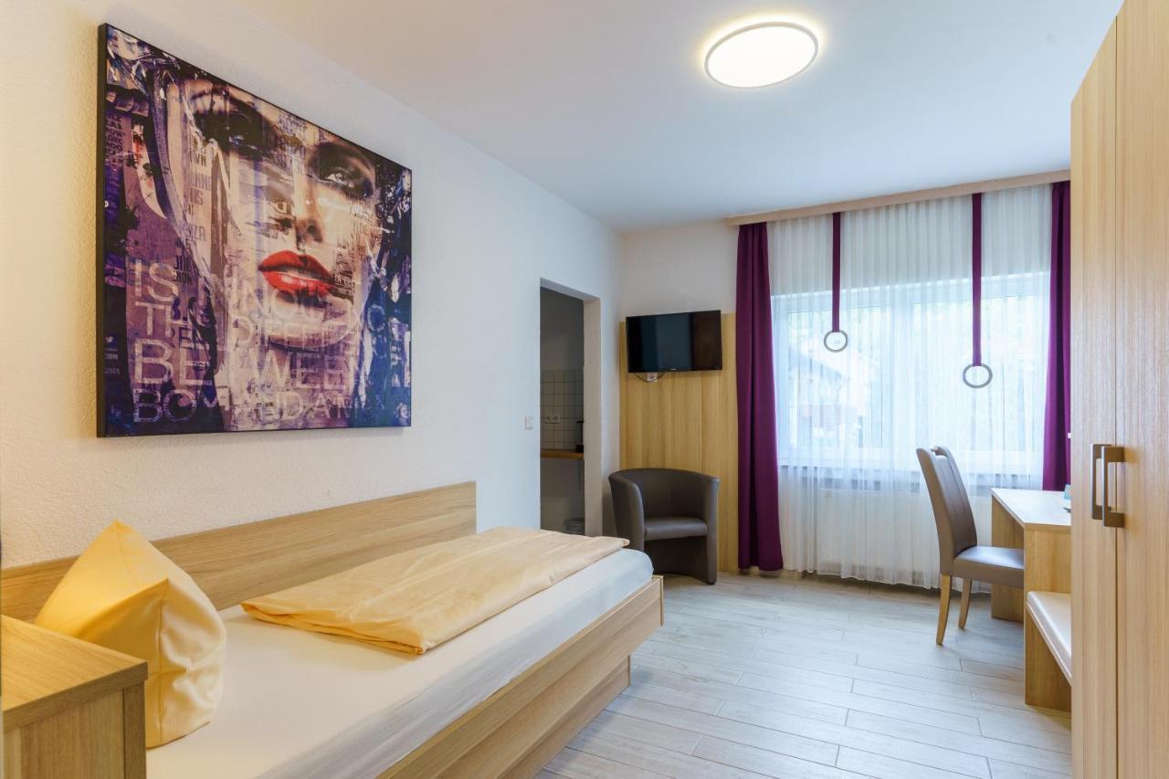 Hotel Rosenstein Heubach  ภายนอก รูปภาพ